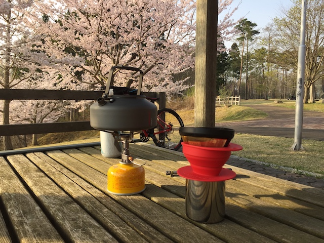 【桜の季節】桜の開花と爽やかなモーニングコーヒー