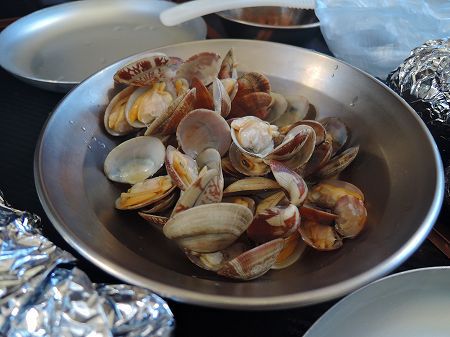 豪雨に遭遇！日時計の丘オートキャンプ場　お外ご飯キャンプ(^-^)/