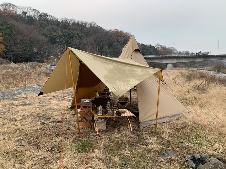 曇天キャンプなう