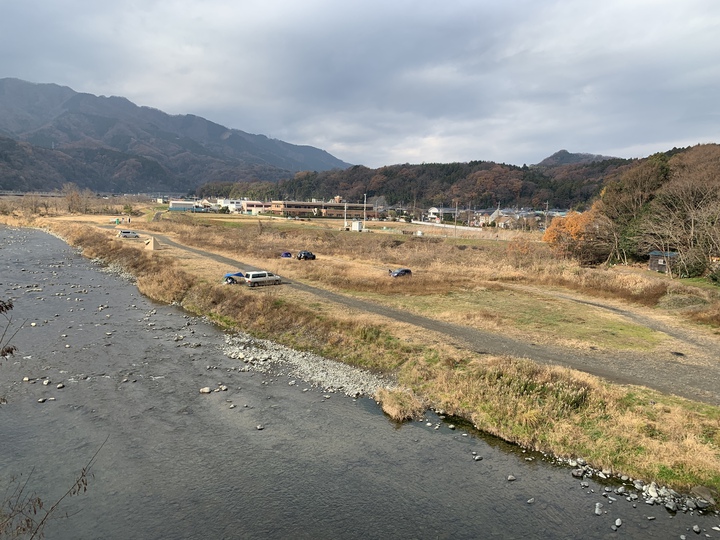 曇天キャンプなう