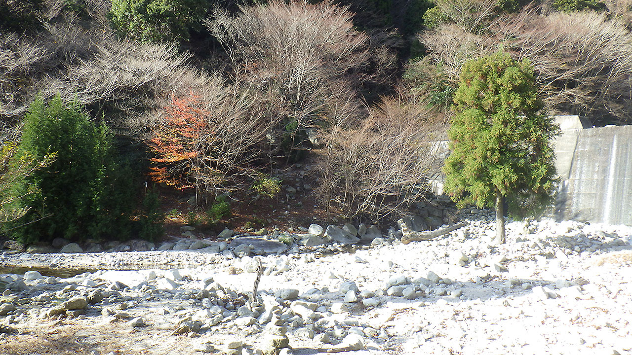 鈴鹿山脈・三池岳、小さくても存在感アリの山（2018.12.02）