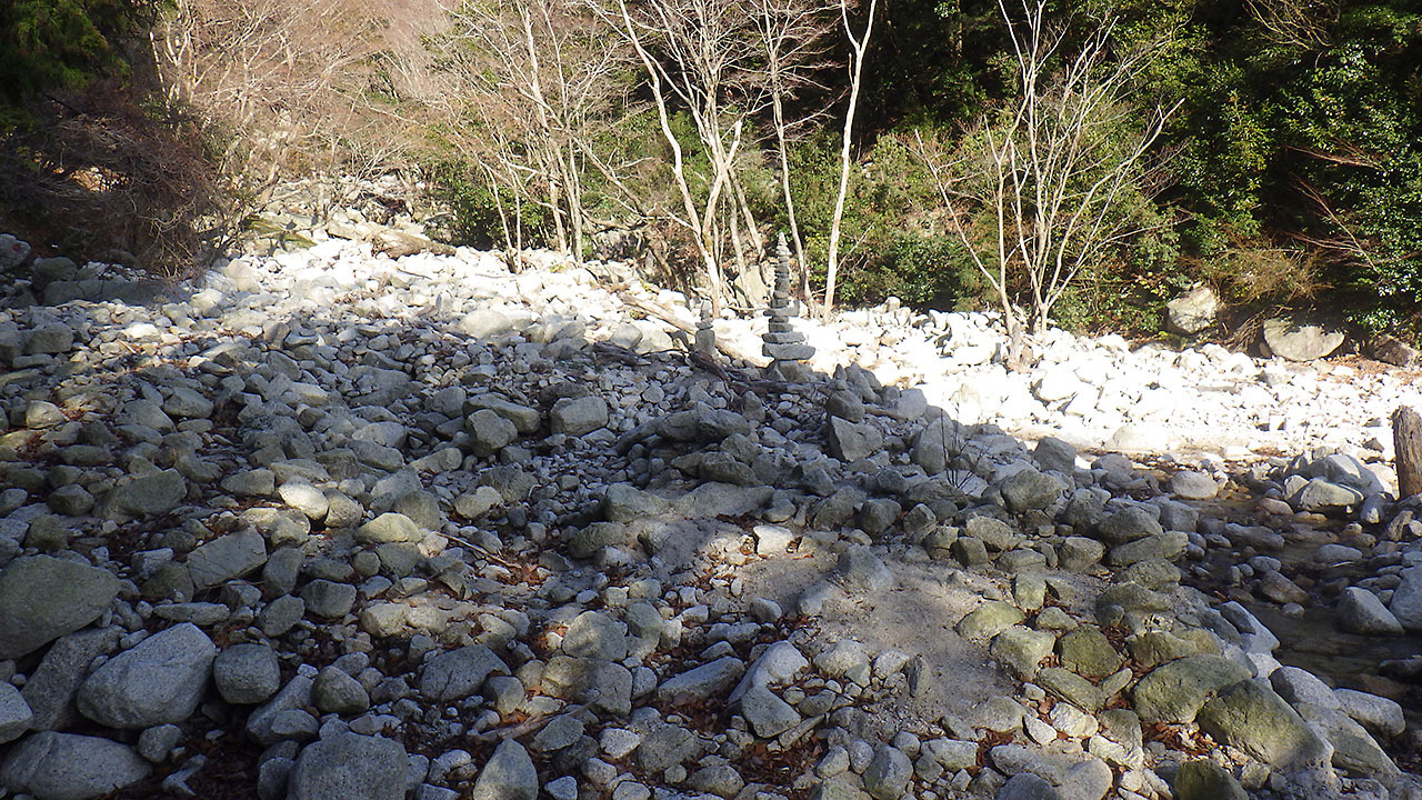 鈴鹿山脈・三池岳、小さくても存在感アリの山（2018.12.02）