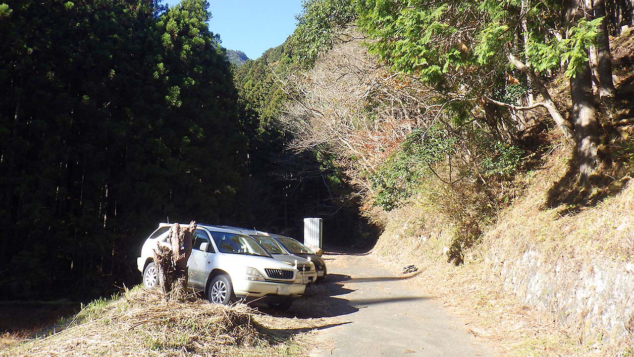 三ツ瀬明神山・三ツ瀬口コースより (2016.12.10)