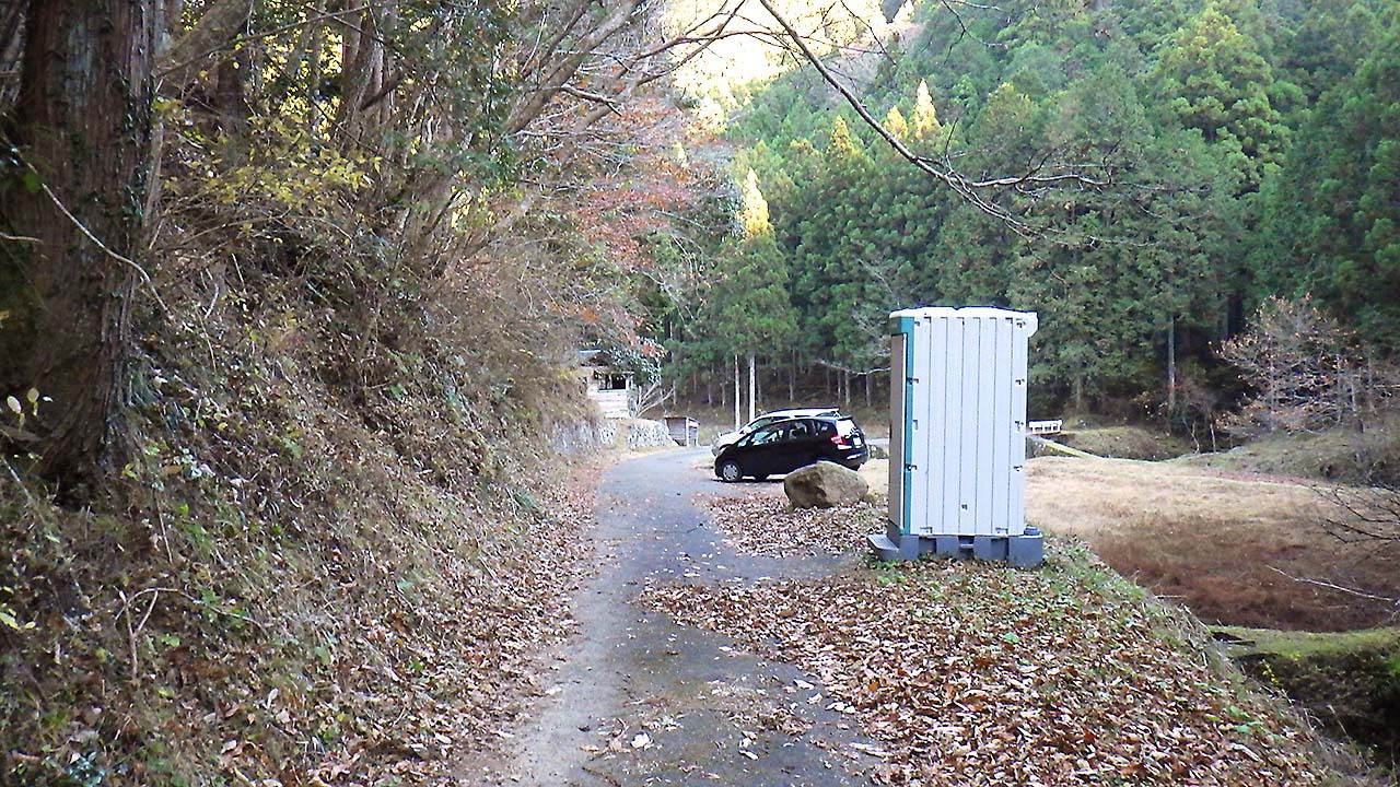 三ツ瀬明神山・三ツ瀬口コースより (2016.12.10)