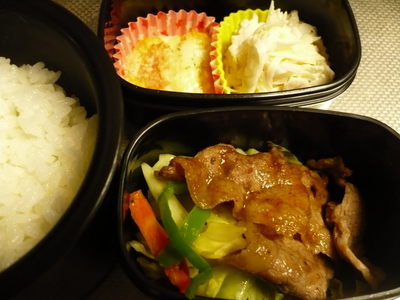 欠　席