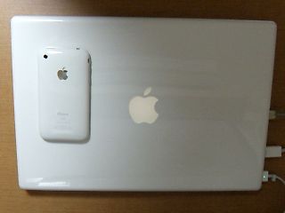 MacBook ＆ iPhone 3G