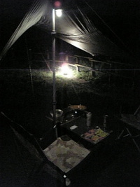 キャンプの夜