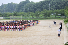 少年サッカー夏の選手権一日目