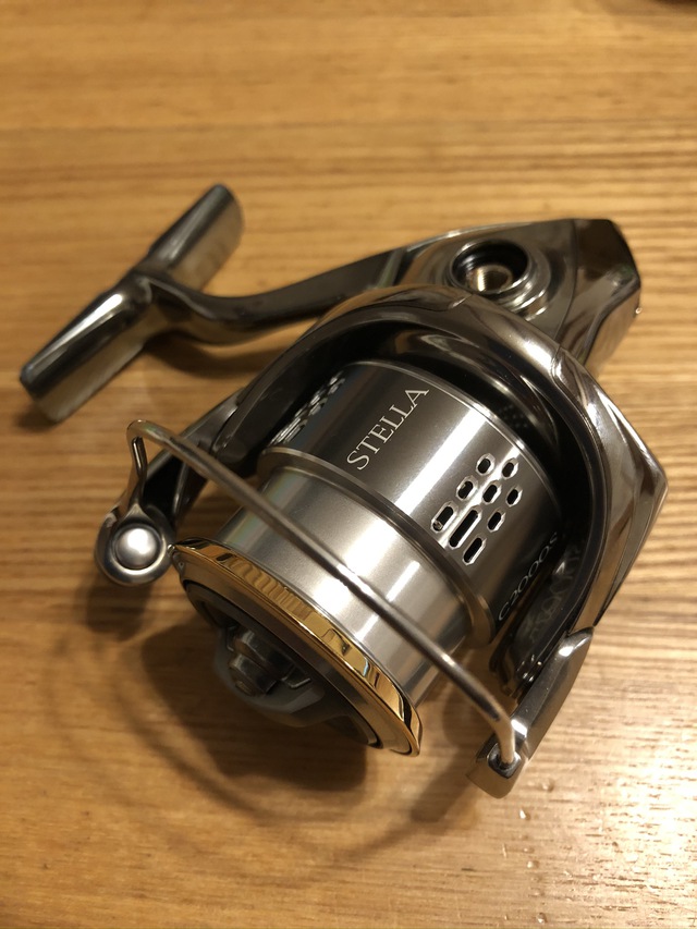 カテゴリ SHIMANO C2000S 新品未使用の通販 by ピカピカ's shop