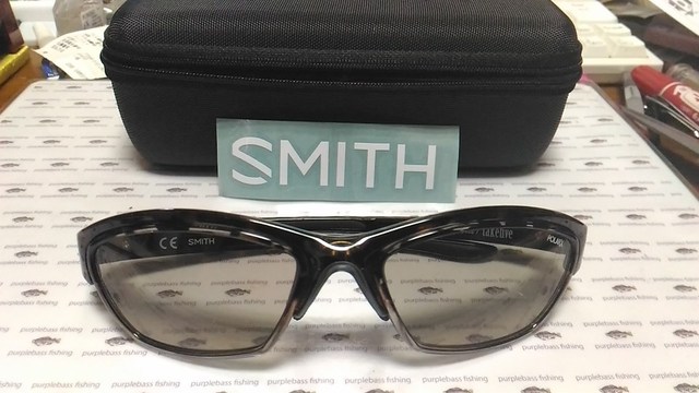 パープルバス釣り発明所ブログ:【SMITH】 偏光グラス買ったよー！歪み