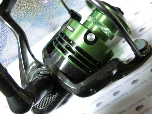 パープルバス釣り発明所ブログ:【メチャ軽い】OKUMA ヘリオス2500H 4000H