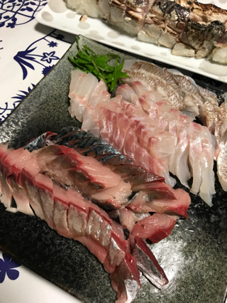 らじ男のアジ男らいふ 釣行後の食卓 大鯖ハンパ無い 焼鯖寿司