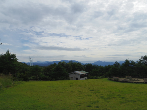猪苗代湖を望む高原のフィールドへ @背あぶり山キャンプ場