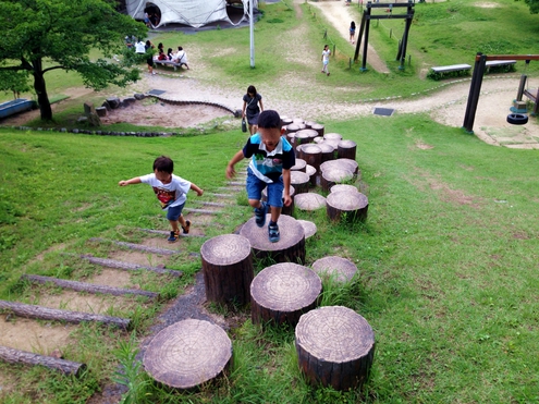 スポオソからの穴場ソフトクリーム屋さん経由で葛城山麓公園