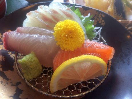 活魚割烹 宝魚園 【篠山市川北新田】