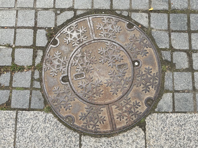 路のカントリーサイン　１