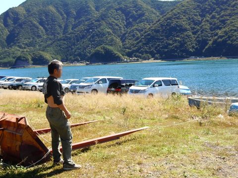 兵どもの夢のあとへ？ 「家型テントオフin西湖自由Ｃ」