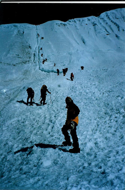 雪壁を安心して登攀するための体力とは！