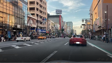 七夕祭りオープニングパレード （ブンブンと手を振るんだよ）