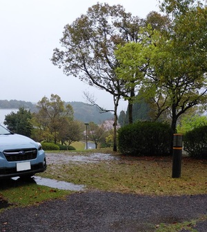 雨キャンで見つけた　家族のキズナ