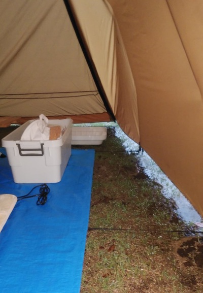 雨キャンで見つけた　家族のキズナ