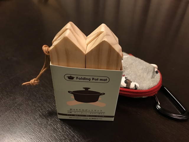キャンプの鍋敷き・・・