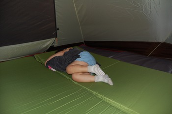 夏キャンプの寝袋は、コットンよりモイスポリ（ロゴス）？！