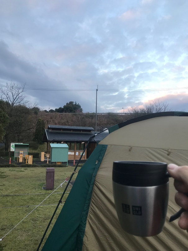 石鎚山ハイウェイオアシスキャンプ場～