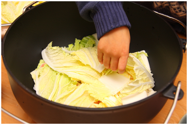 白菜と豚肉の重ね蒸し！チーズもね。