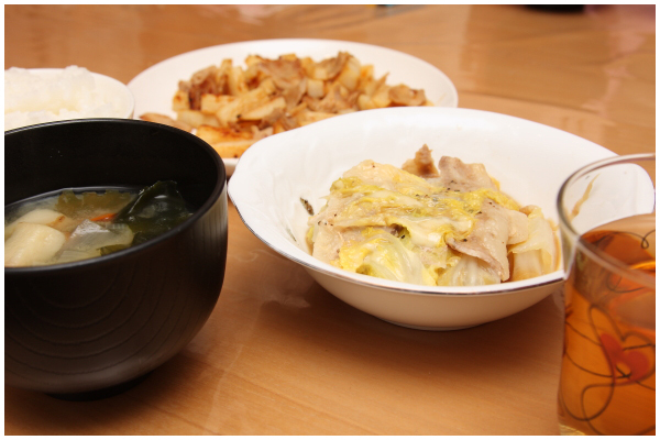 白菜と豚肉の重ね蒸し！チーズもね。