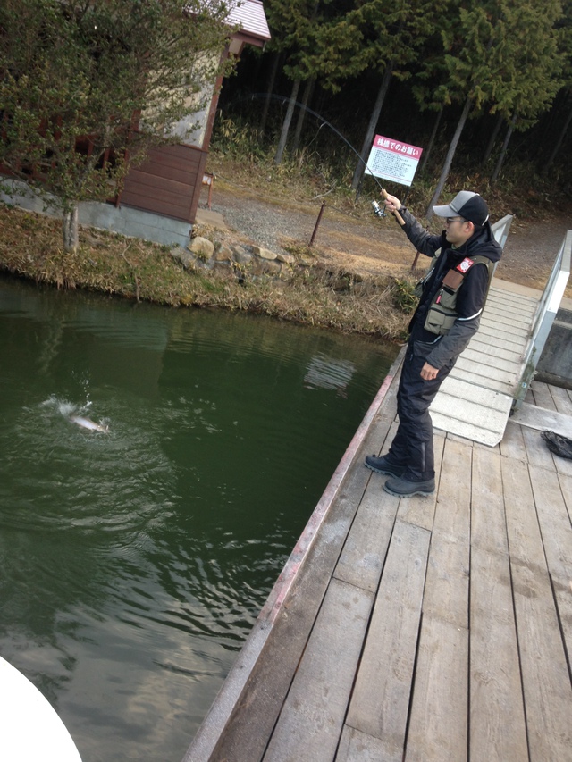 2019初釣り ゾーンの仲間と管釣りへ