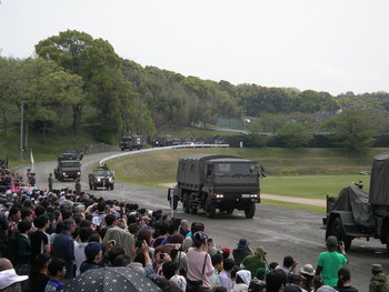 信太山駐屯地創立５８周年記念行事