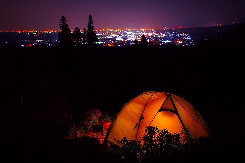 夜景に酔いしれる絶景キャンプinくりの木キャンプ場