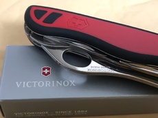 Victorinox Forester M Grip - 0.8361.MC