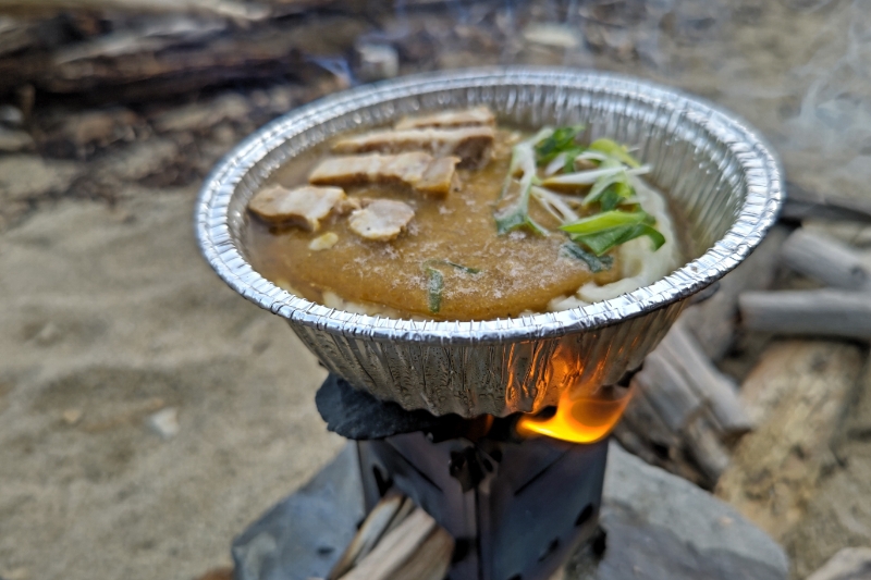 マルチツールで鍋焼きカレーうどん。