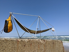 BEACH HANG （今日もどこかでハンモックを.....）