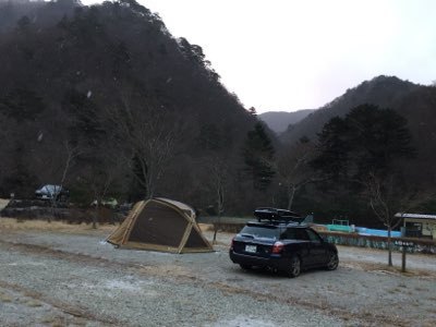 何気に積もってるし