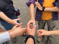 エアー乾杯 2016/05/28 12:35:23