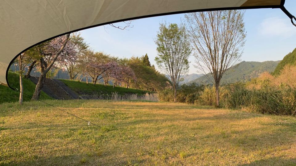 春の空気を感じてキャンプを楽しむ【和良川公園オートキャンプ場】2021年4月24日〜