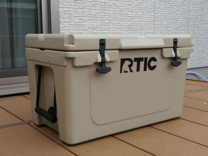 RTICという名のクーラーボックス【RTIC45tan（アールティック ...