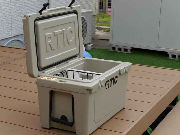RTICという名のクーラーボックス【RTIC45tan（アールティック 