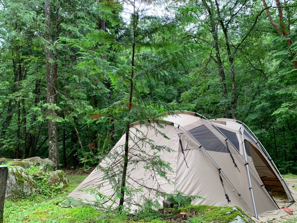 雨でも魅力的。澄んだ川と林間キャンプ場を楽しむ②【南木曽山麓蘭キャンプ場】