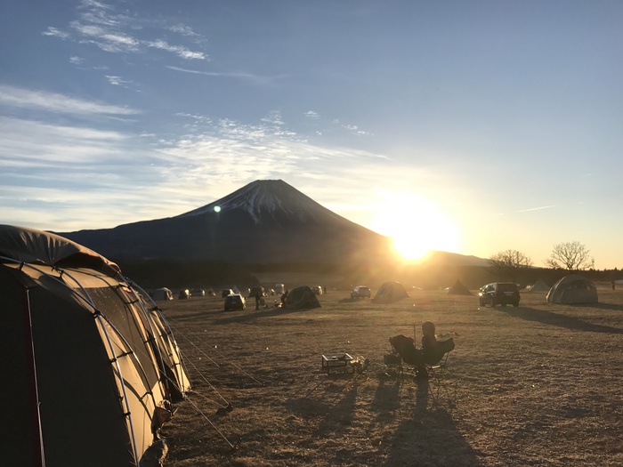 冬キャンプ　ふもとっぱら　富士山　ランドロック　朝日