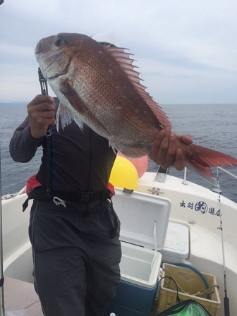 ６月　１８日　　カブラ真鯛釣行