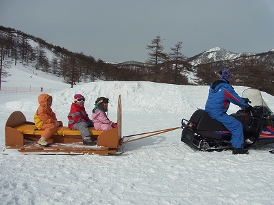 長男初スキーにチャレンジ in アサマ2000パークスキー場(2/17)
