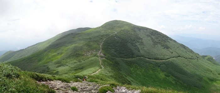 姥ヶ岳（1,670m）