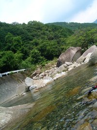 日帰り？！　魚飛　川遊び 2011/08/16 20:00:00