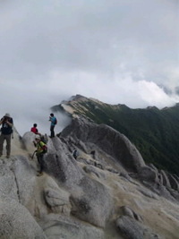 燕岳山頂です♪ 2012/08/12 16:40:19
