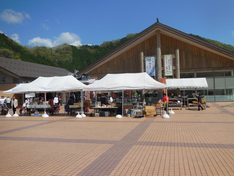 ４月２８日～２９日で若杉高原キャンプ場に行ってきました(^0^)/