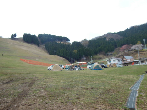４月２８日～２９日で若杉高原キャンプ場に行ってきました(^0^)/